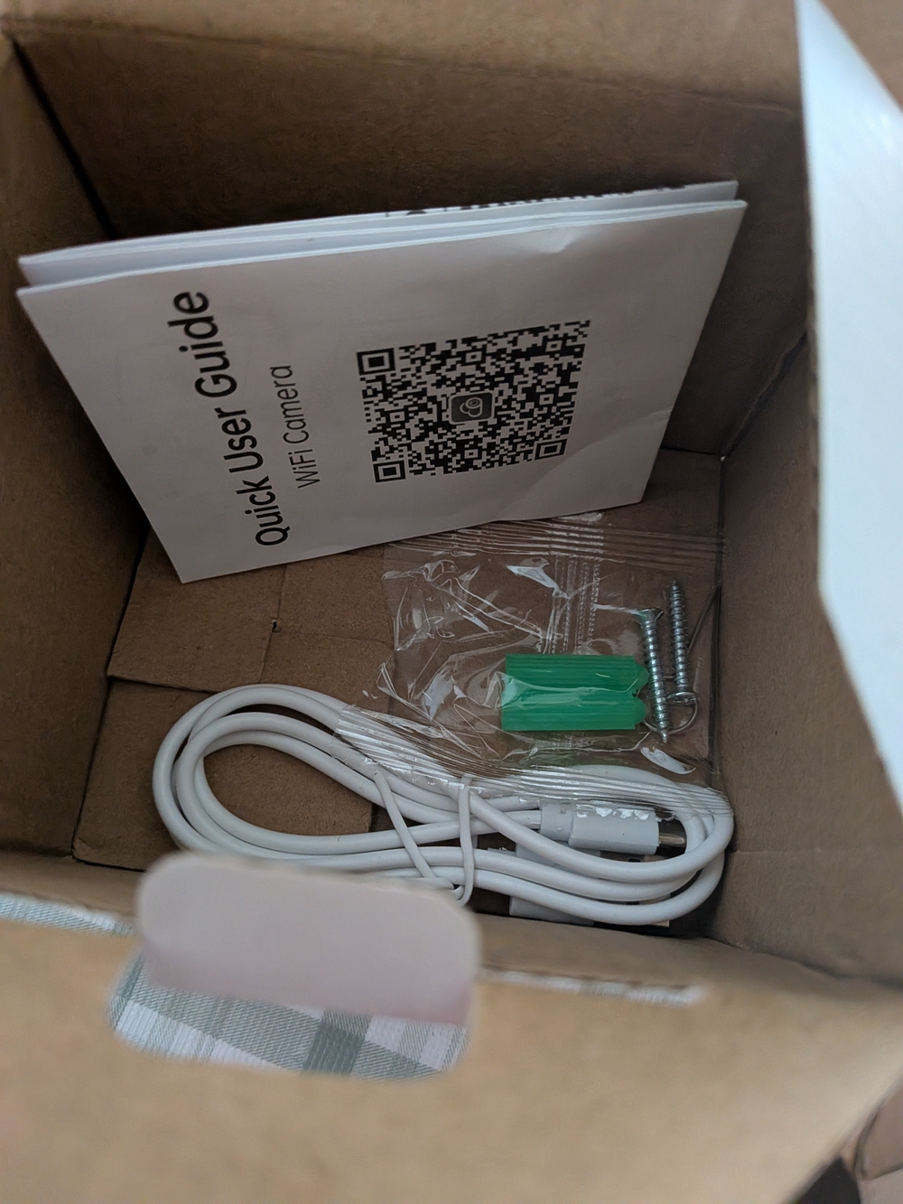 Smart Camera - White Wireless Security Camera - Picture 4 of 6